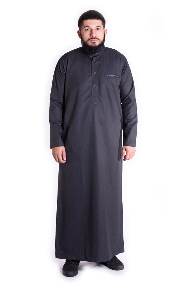 Black Simple Stylish Islamic Jubbah