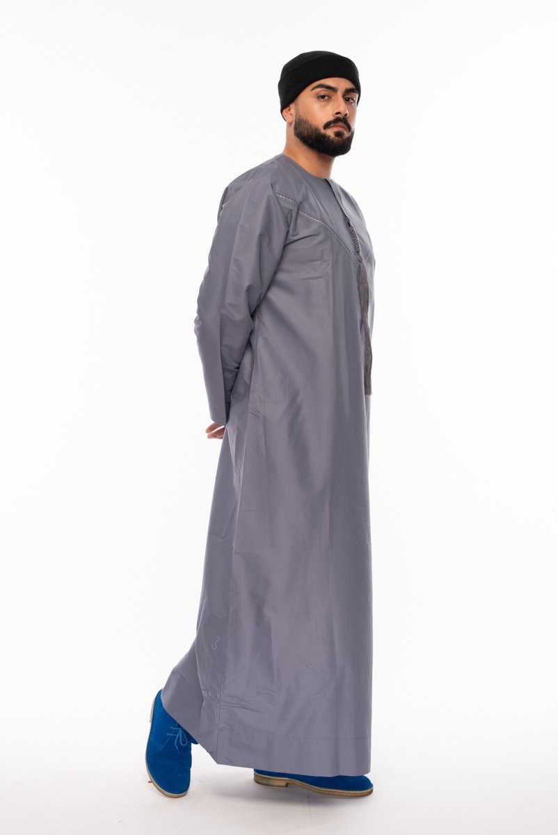 grey emirati style jubba
