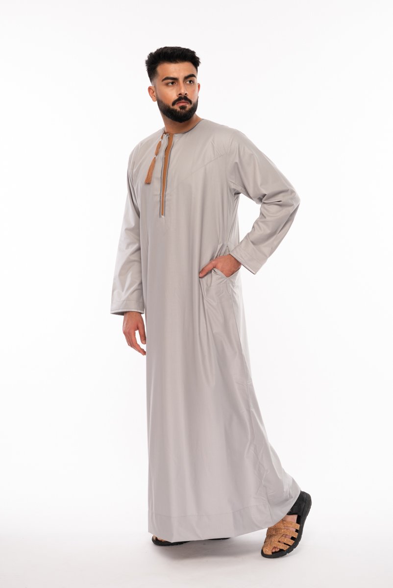 grey habeel omani jubba with pocket