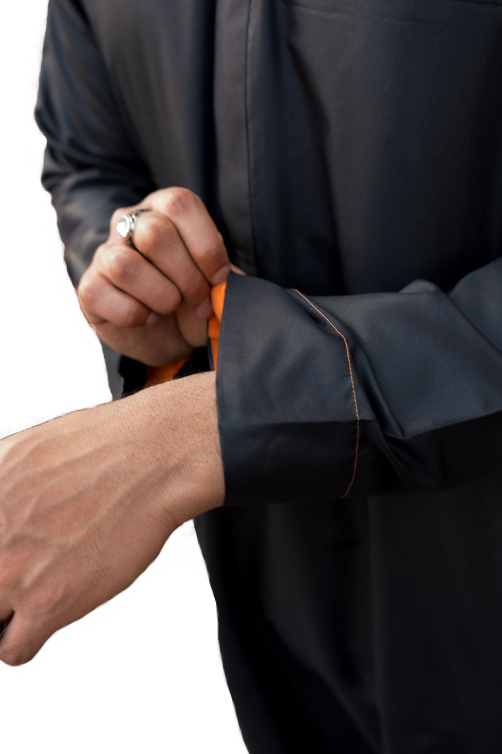 smart black thobe cuff