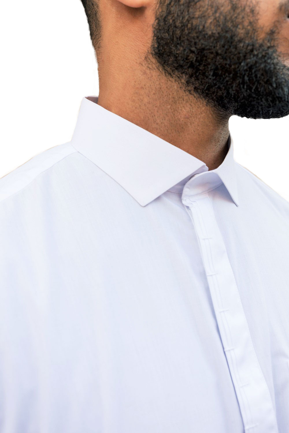 smart white thobe with collar