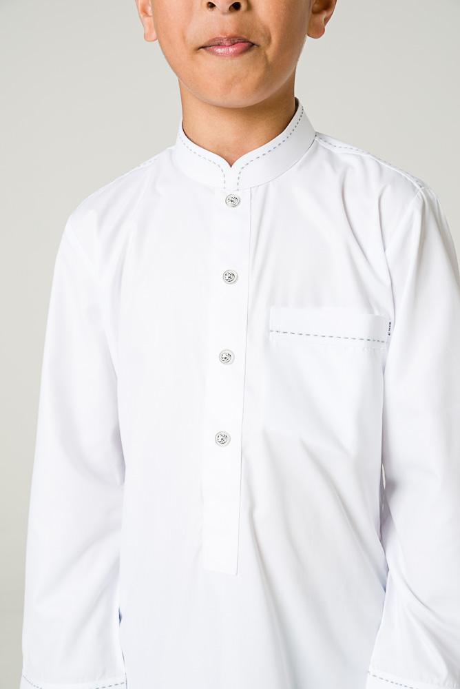 white kids jubba with front pocket